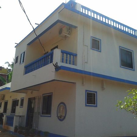 Casa Almeida Guest House Candolim Exterior foto