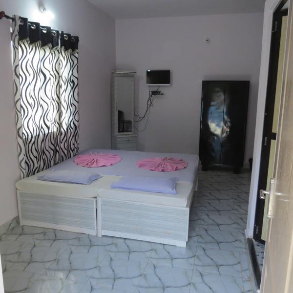 Casa Almeida Guest House Candolim Zimmer foto